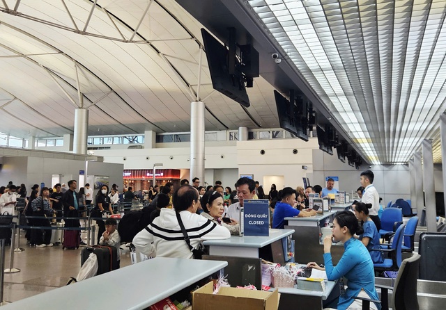 Cose da tenere a mente per evitare confusione riguardo al terminal dell'aeroporto di Tan Son Nhat durante il Tet 2026 - Foto 2. Những lưu ý để tránh nhầm nhà ga tại sân bay Tân Sơn Nhất Tết 2026 - Ảnh 2.
