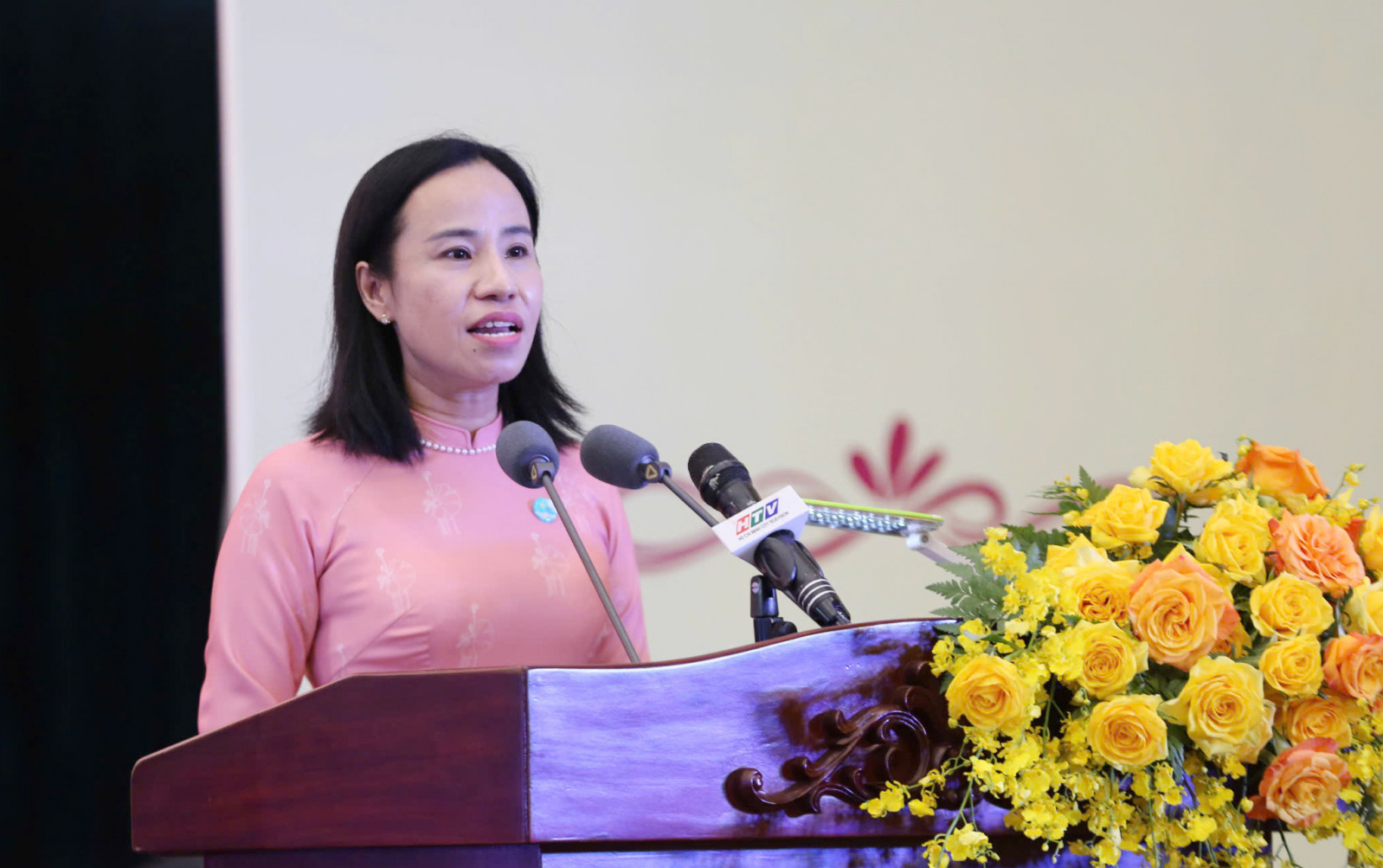 Cử tri tín nhiệm 2 ứng cử viên là lãnh đạo Hội LHPN TPHCM- Ảnh 2.