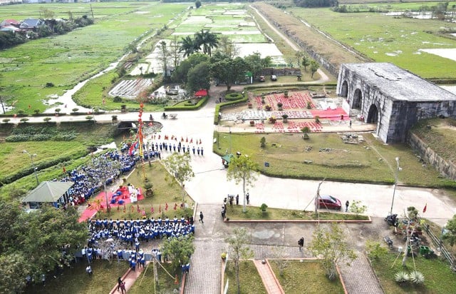 Thượng nêu đón tết ở Thành nhà Hồ- Ảnh 2.