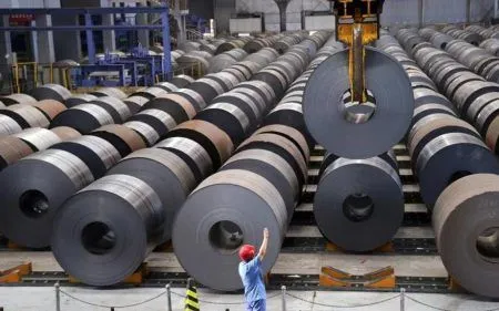 Raggiungere l'85% di autosufficienza nel fabbisogno interno di acciaio. Tự chủ 85% nhu cầu thép trong nước