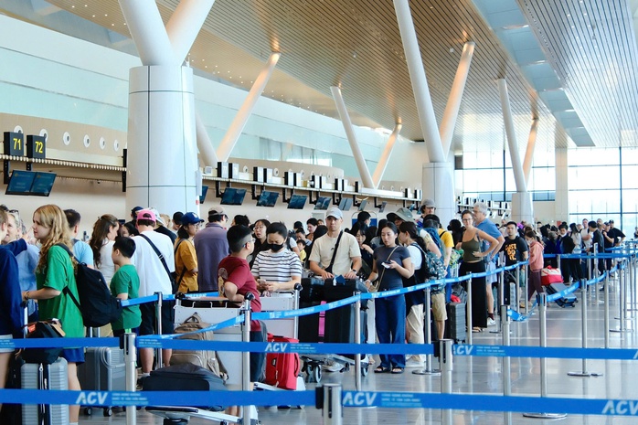 Sân bay Tân Sơn Nhất đón hơn 1 . 000 Chuyến bay / ngày trong dịp Tết Nguyên đán 2026 - Ảnh 2.