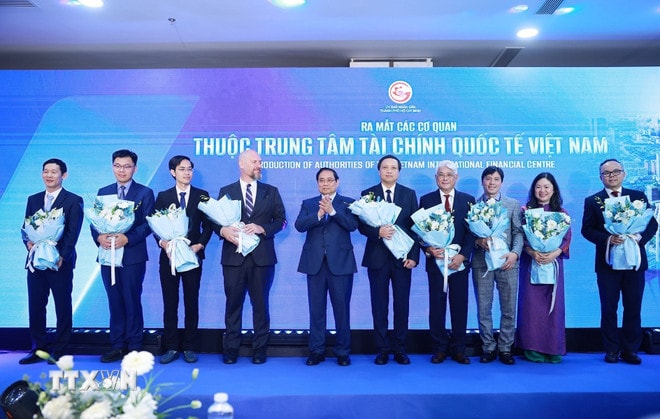 ttxvn-thu-tuong-du-le-ra-mat-trung-tam-tai-chinh-quoc-te-viet-nam-1102-10.jpg