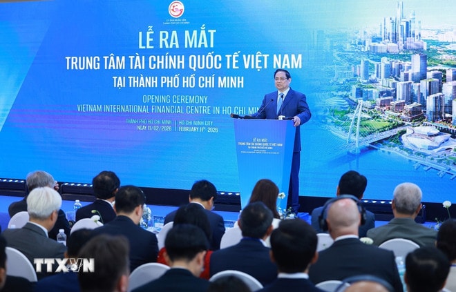 ttxvn-thu-tuong-du-le-ra-mat-trung-tam-tai-chinh-quoc-te-viet-nam-1102-6.jpg