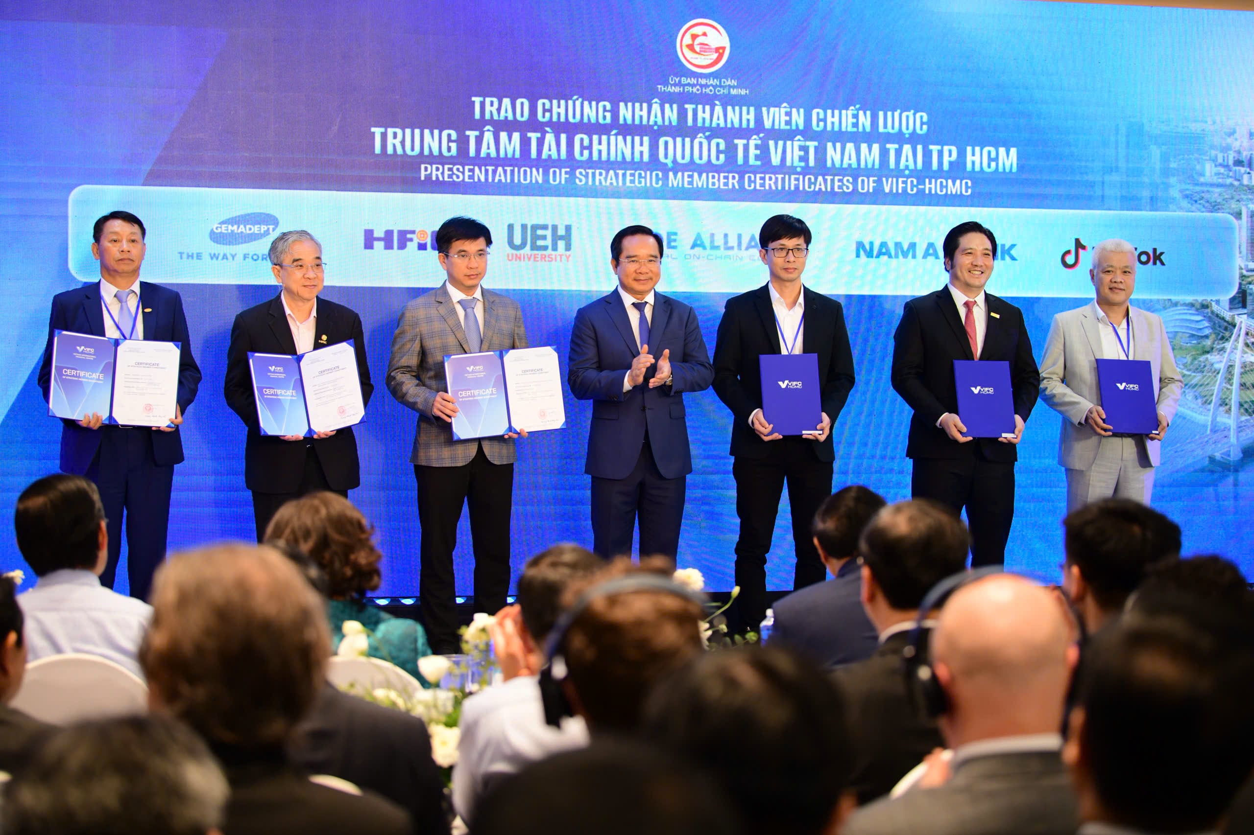 Trung tâm Tài chính Quốc tế - Ảnh 4.