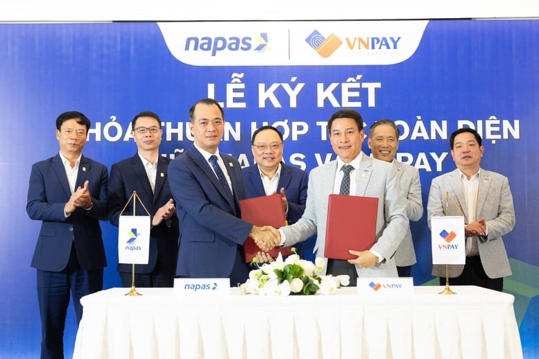 NAPAS collaborates with VNPAY to expand the digital ecosystem - Photo 3.