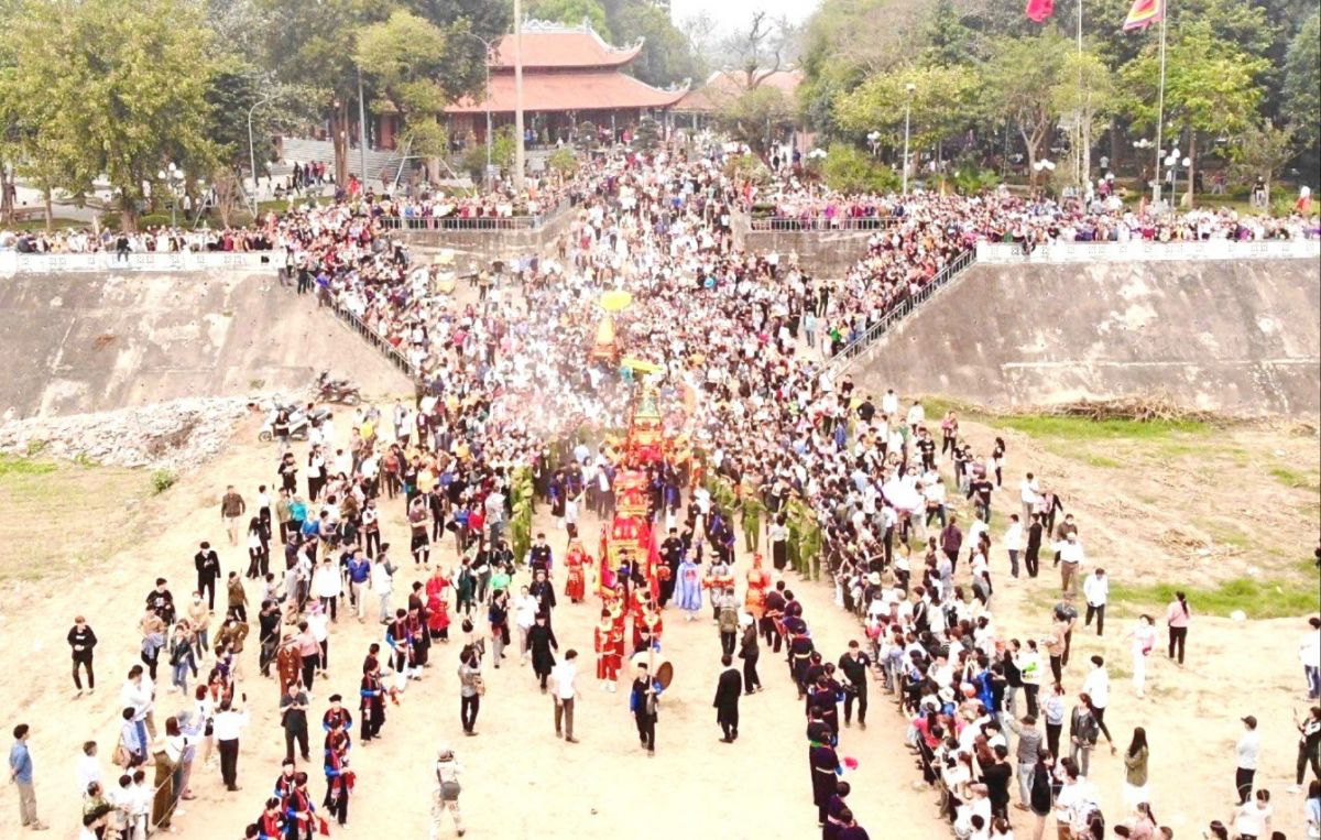 Tăng cường quản lý các lễ hội gắn với phát triển du lịch tâm linh ở Lào Cai - Ảnh 1.