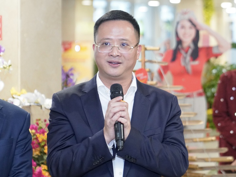 Giữ an toàn những chuyến bay sum vầy- Ảnh 2.
