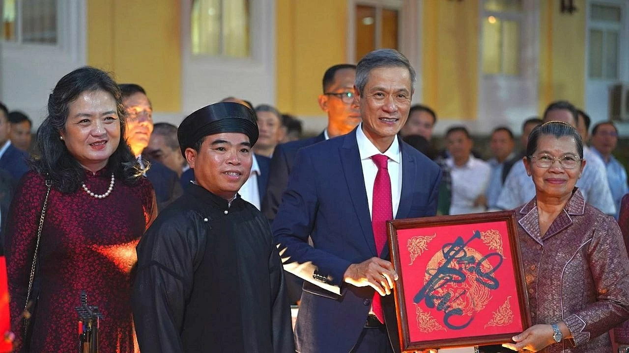 Ấm áp Xuân Quê hương Bính Ngọ 2026 tại Campuchia