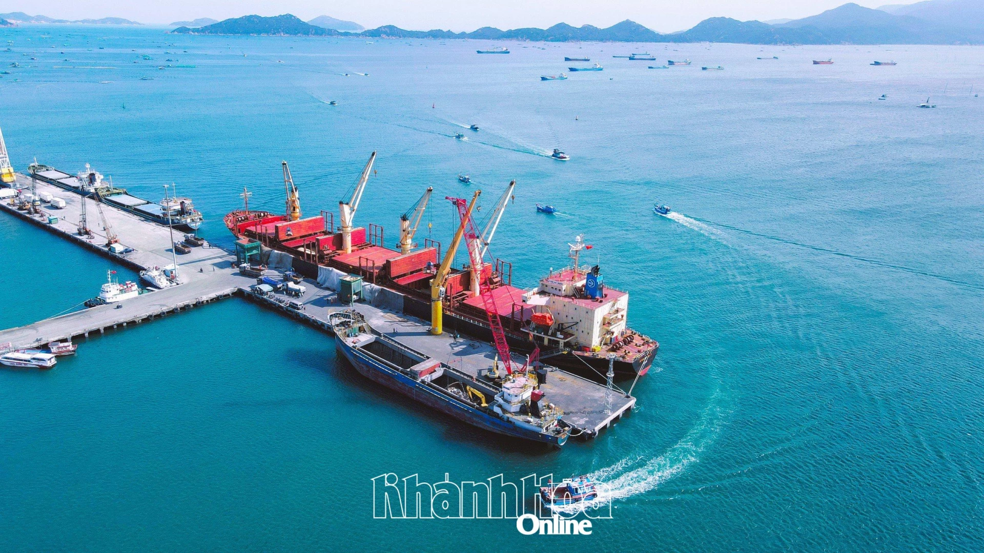 Cảng Cam Ranh (phường Cam Linh) đóng góp nhiều vào sự phát triển của phường Cam Linh trong giai đoạn tới.