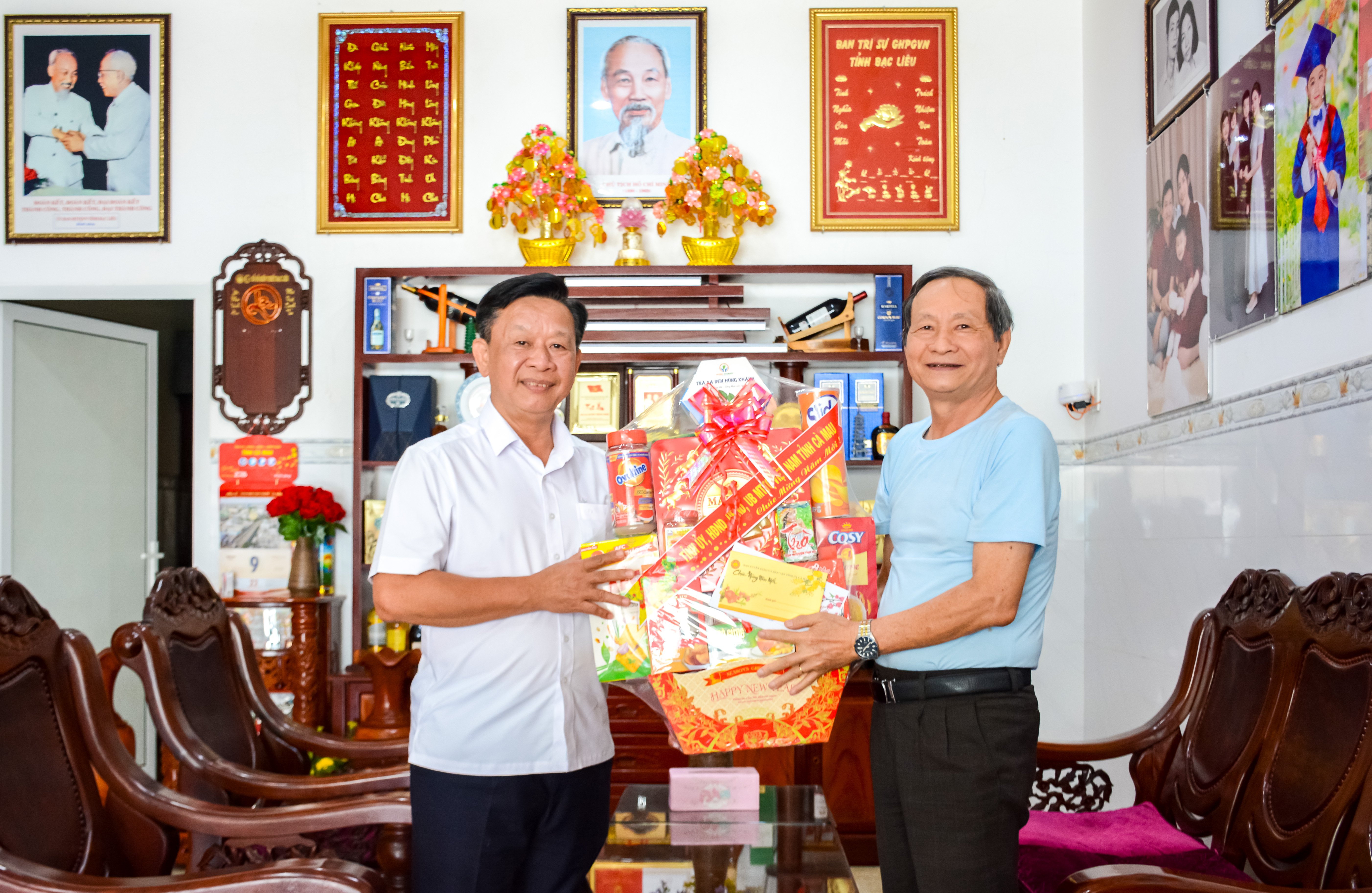 The Head of the Provincial Party Committee's Propaganda and Mass ...