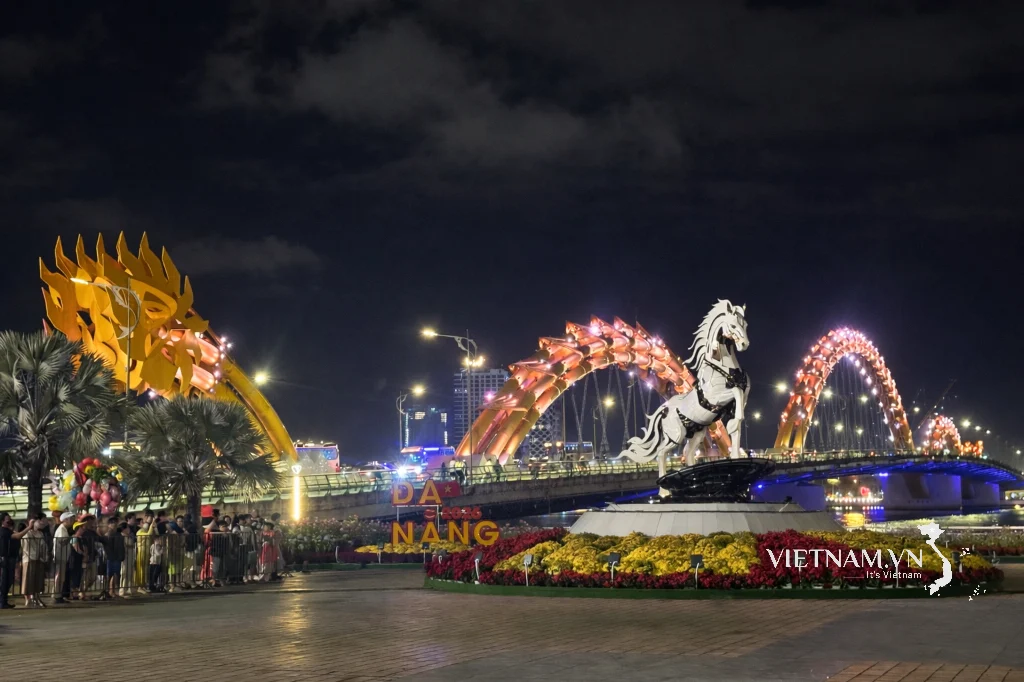 2026_THUMP_PHOTO_5224_7880598d08694f6fa3f122b41c393c86_khi-thanh-pho-goi-ten-mua-xuan.webp