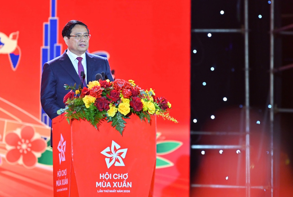 Bất chấp mưa rét, Hội chợ Mùa Xuân hút hơn 500.000 khách - 1