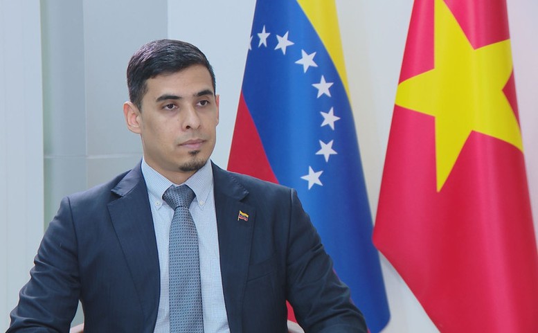 Việt Nam qua góc nhìn các Đại sứ: Một năm bản lĩnh, cải cách và mở đường cho tương lai- Ảnh 3.
