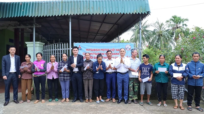 Bangkit di atas banjir