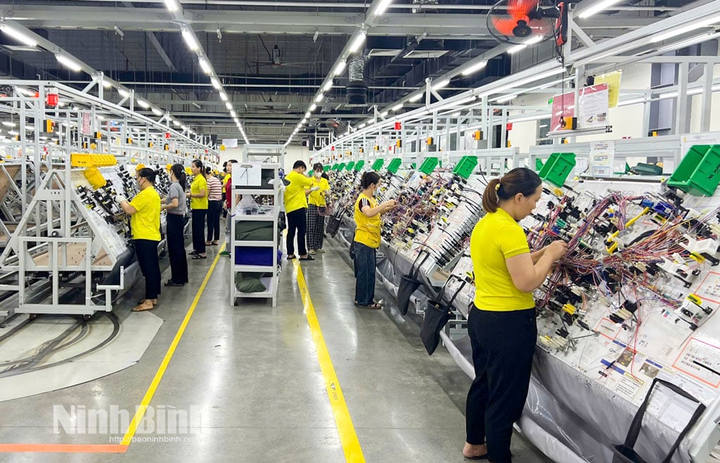 Manufacturing of automotive electronics at Yura Harness Vietnam Co., Ltd. (Chau Son Industrial Park, Chau Son Ward).