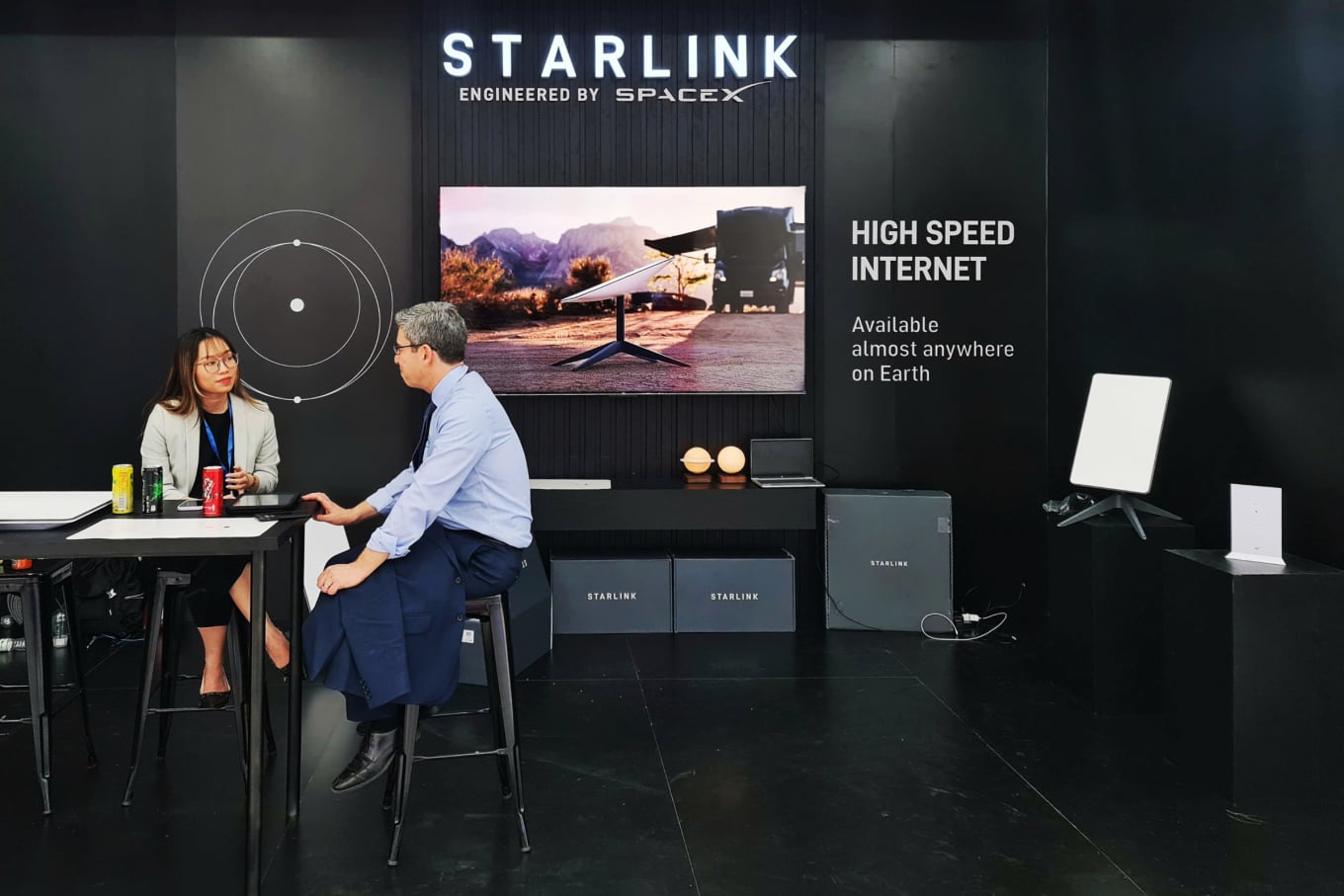 Starlink a obtenu l'autorisation de déployer des services Internet par satellite au Vietnam - Image 1.