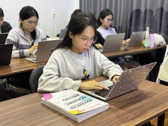 Xóa sổ một hình thức thi IELTS từ giữa năm nay- Ảnh 2.