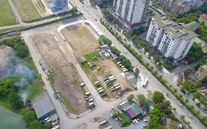 「地方決定、地方行動、地方責任」の精神に基づき、地方自治体の権限に基づき、プロジェクトにおける困難や障害を分類し、迅速に対処します。写真：VGP