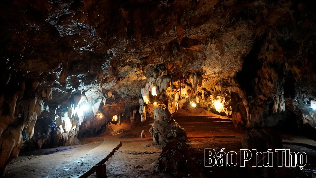 Tien-Phi-Höhle: Ein verstecktes Juwel auf dem Berg Thung Phi.