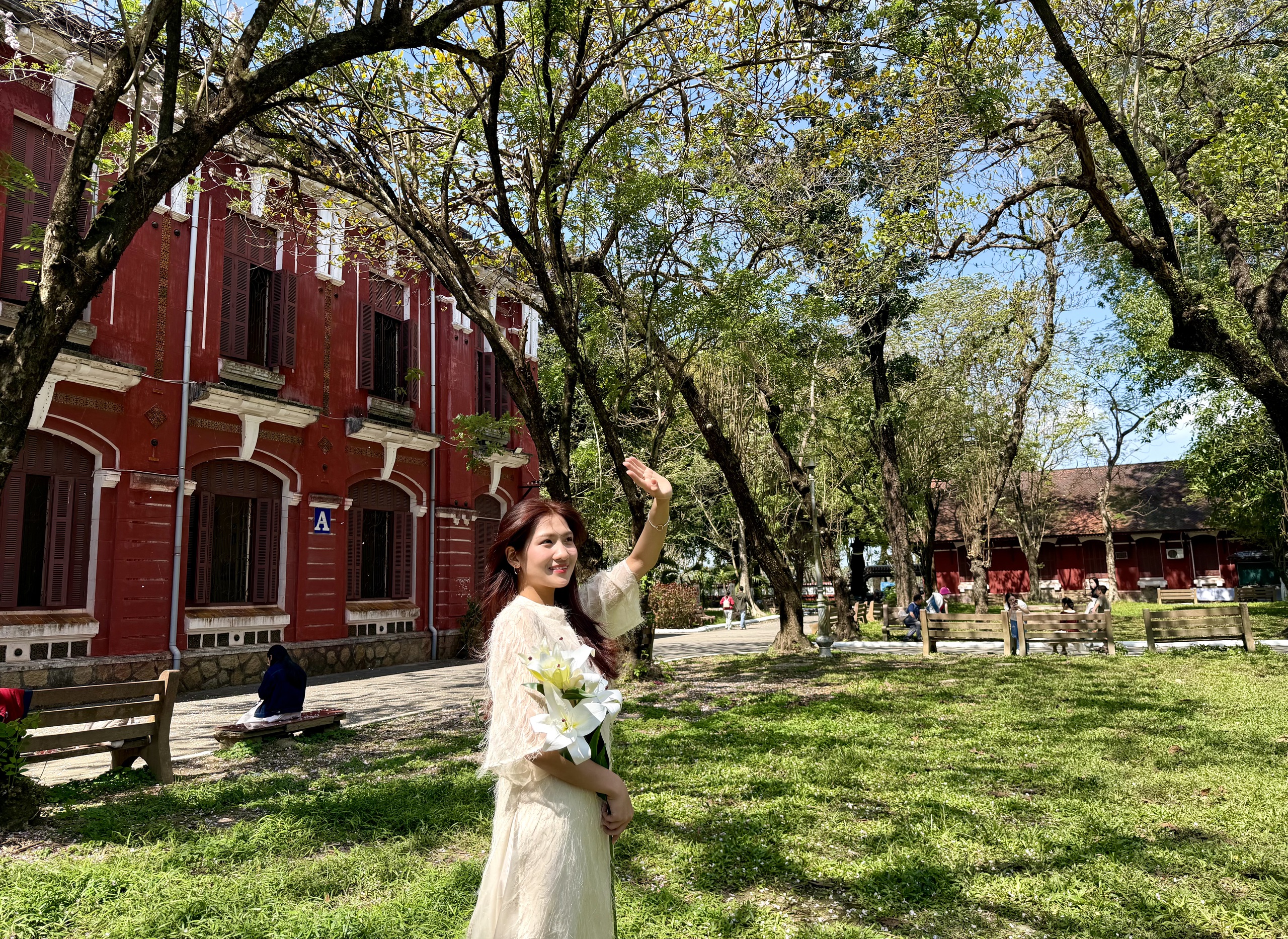 Tết 2026 tại Trường Quốc học Huế: Điểm đến check in cho các thế hệ học sinh - Ảnh 10.