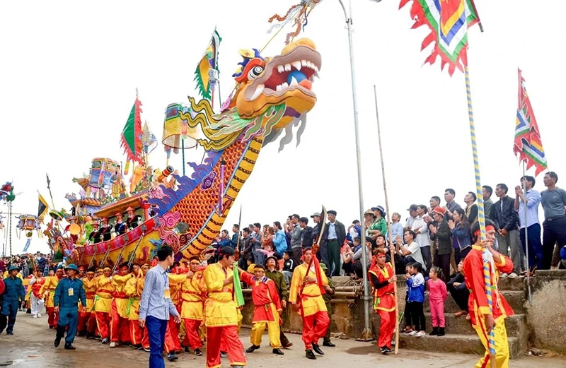 समुद्रतटीय गाँव में एक दिन