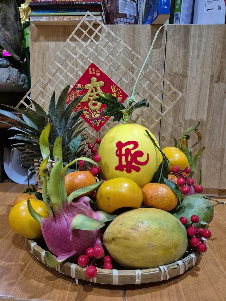 Vì sao cúng giao thừa Bính Ngọ đúng giờ Tý, mâm cúng quay về hướng Nam hoặc Tây? - Ảnh 1.