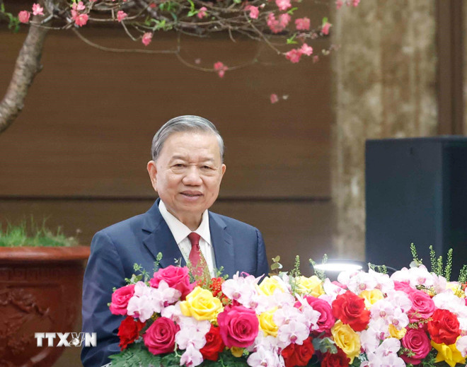 ttxvn-tong-bi-thu-tham-chuc-tet-dang-bo-chinh-quyen-va-nhan-dan-ha-noi-3.jpg