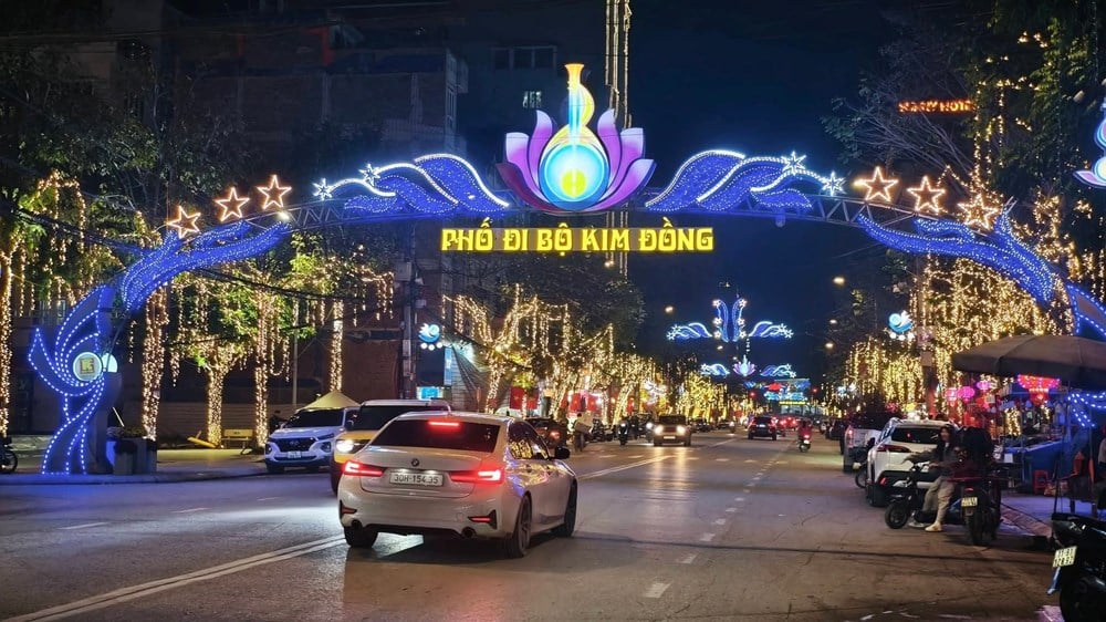 Aufregende Silvester- und Frühlingsfestfeierlichkeiten in Cao Bang – Foto 2