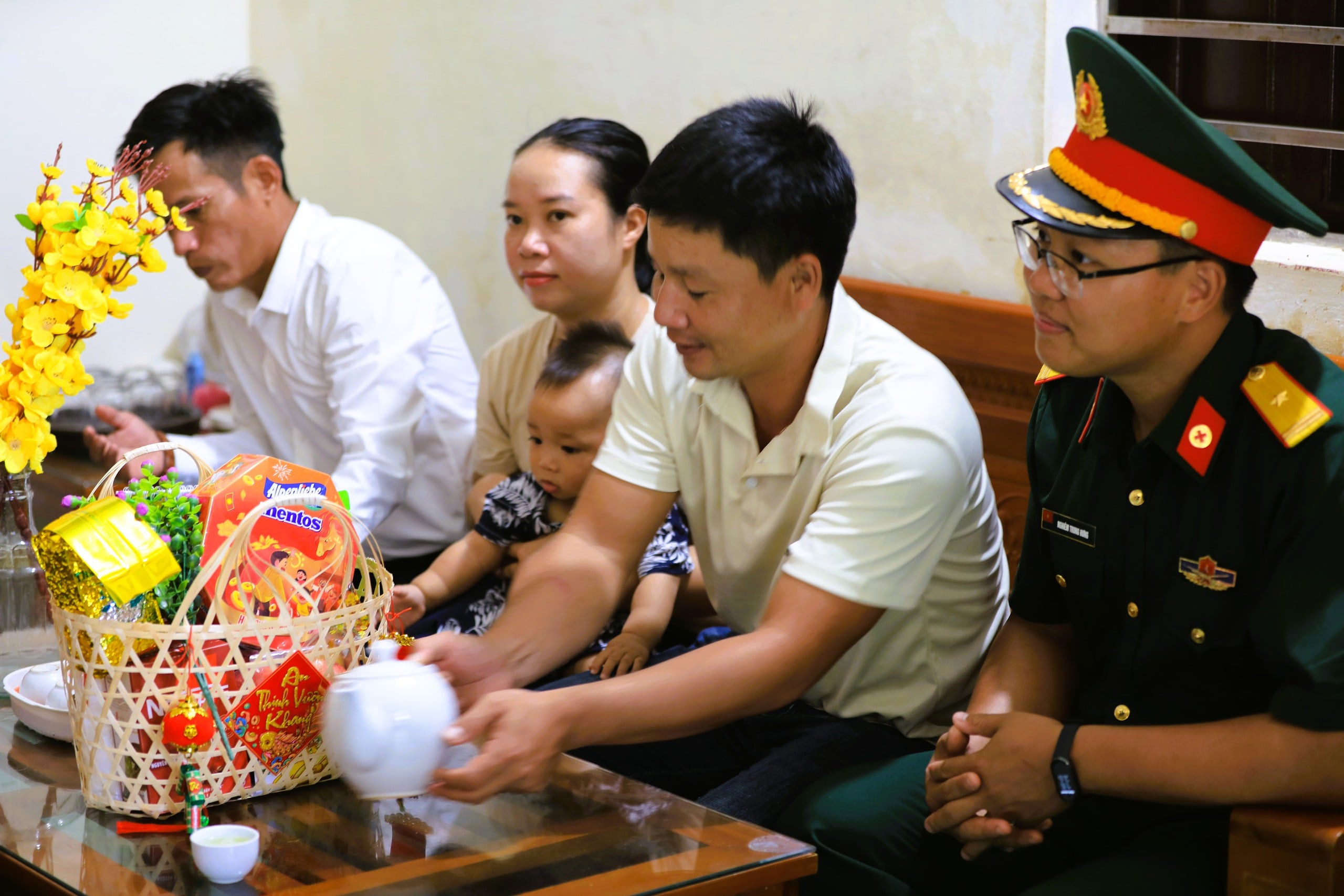 Tet in Truong Sa - Part 6: Special Gifts - Photo 19.