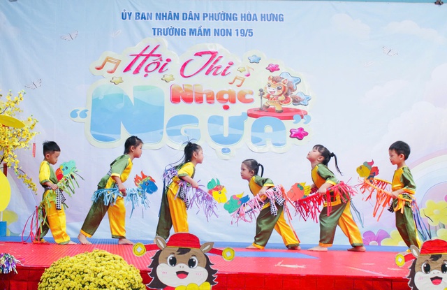 Mùng 1 tết Bính Ngọ: Thầy cô chúc học sinh 'ngựa chạy đường xa không mỏi' - Ảnh 2.