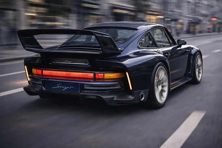 シンガー社が、700馬力以上を誇るクラシックなポルシェ911「ソーサラー