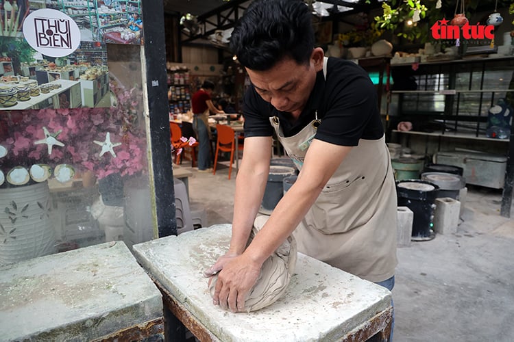 ចំណងជើងរូបថត