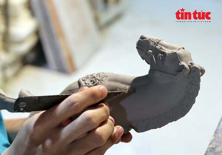 ចំណងជើងរូបថត