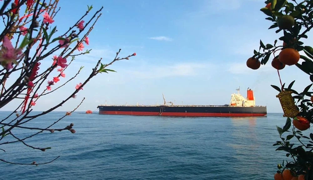 Флот компании PTSC Thanh Hoa работал на протяжении всего праздника Тет, обеспечивая безопасное морское сообщение в порту Нгишон.
