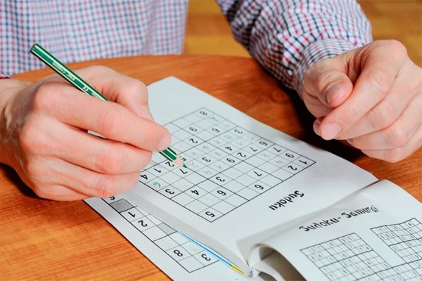 Một bộ não lớn hơn không có nghĩa là người đó có trí thông minh cao hơn. Ảnh minh họa