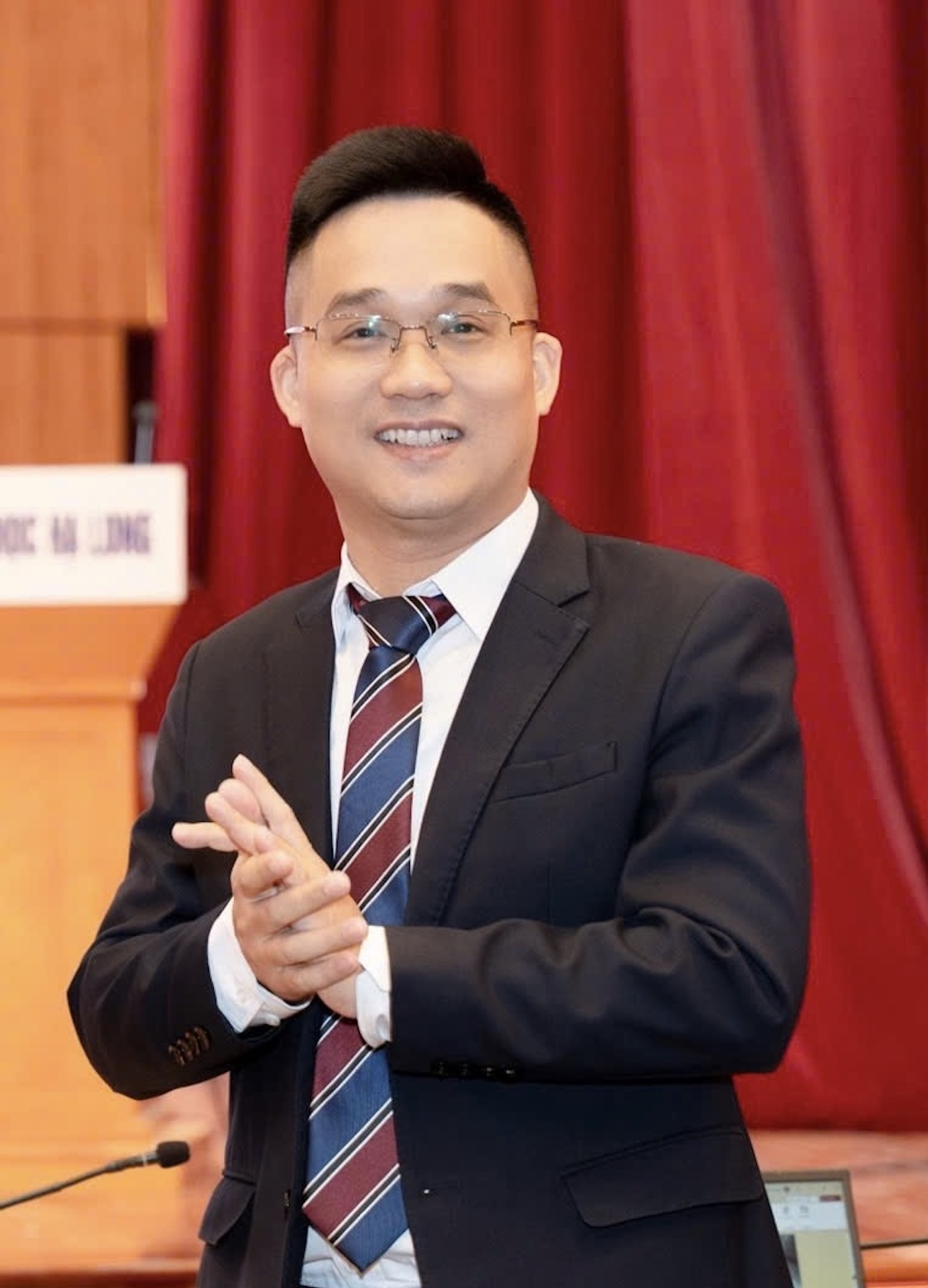 PGS, TS Phùng Thanh Quang, Viện Ngân hàng-Tài chính, Đại học Kinh tế quốc dân.