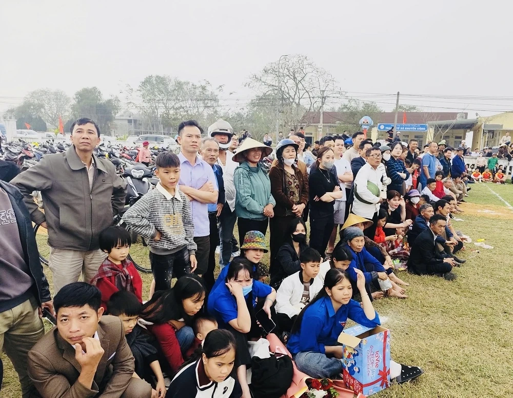 Opening ceremony of the first An Nong Municipal Football Tournament for the 2026 Hoang Dong Cup