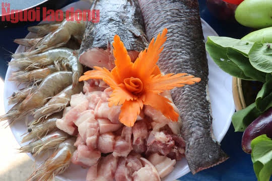 ອາຫານໝໍ້ຮ້ອນທີ່ເປັນເອກະລັກທີ່ສຸດໃນໂລກ - ຮູບທີ 2. Món lẩu độc nhất thế gian - Ảnh 2.