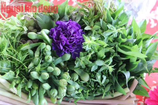 ອາຫານໝໍ້ຮ້ອນທີ່ເປັນເອກະລັກທີ່ສຸດໃນໂລກ - ຮູບທີ 4. Món lẩu độc nhất thế gian - Ảnh 4.
