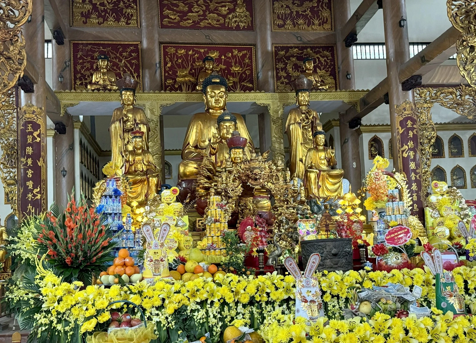 Besuch des Tien-Pagodenfestivals