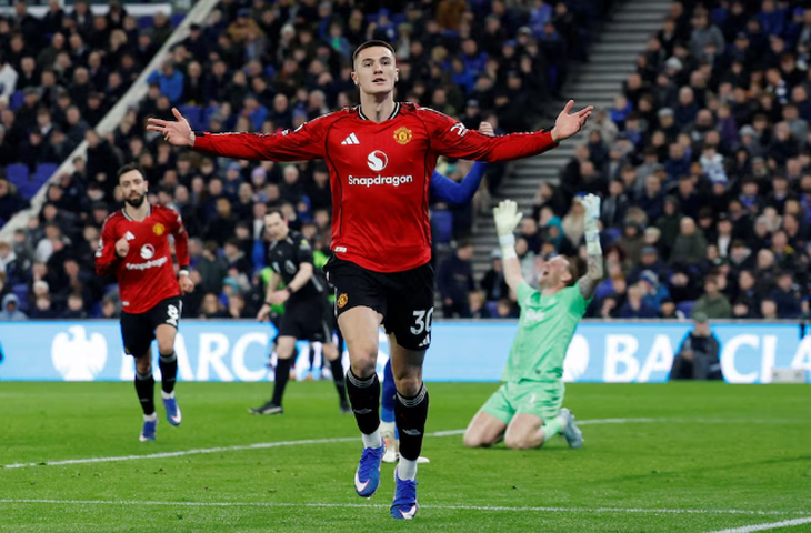 Carrick - Foto 1.
