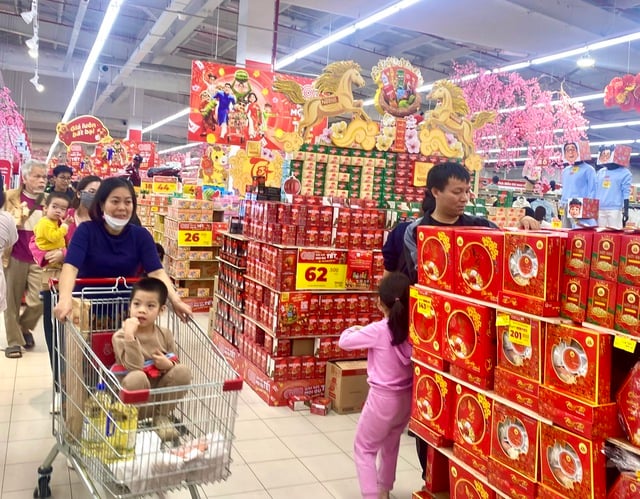 Vietnamesiska varor vinner konsumenternas förtroende i huvudstaden - Foto 1.