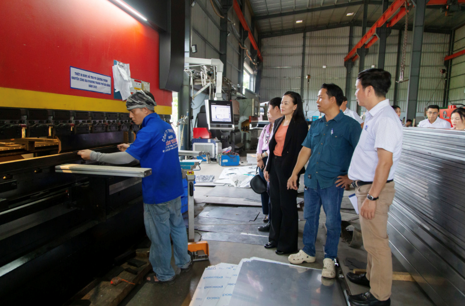 ក្រុមហ៊ុន Thanh Glass Stainless Steel Co., Ltd. (Da Nang) ទទួលបានអត្ថប្រយោជន៍ពីគោលនយោបាយគាំទ្រនៃកម្មវិធីលើកកម្ពស់ឧស្សាហកម្ម។