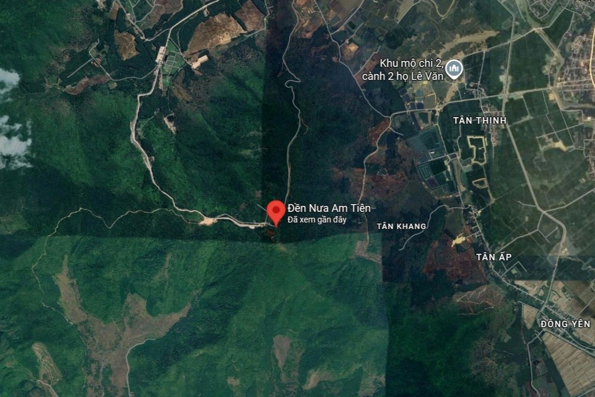 Una scena insolita nel luogo sacro di sepoltura nel giorno in cui si aprirono le porte del paradiso - 13