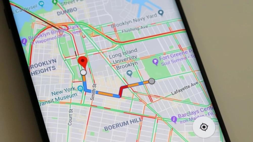 Les données historiques permettent à Google Maps de prédire avec précision les zones de forte circulation.