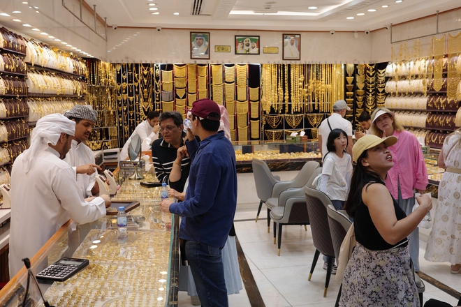 Chợ vàng Dubai tấp nập khách du lịch- Ảnh 8.