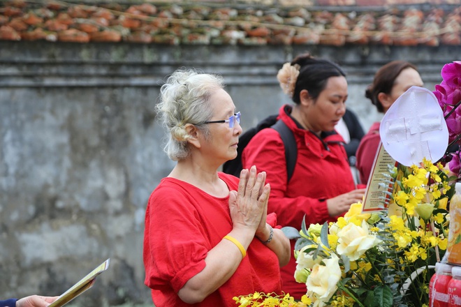 La cérémonie d'ouverture du festival du printemps de Yên Tử s'est déroulée solennellement - Photo 4.