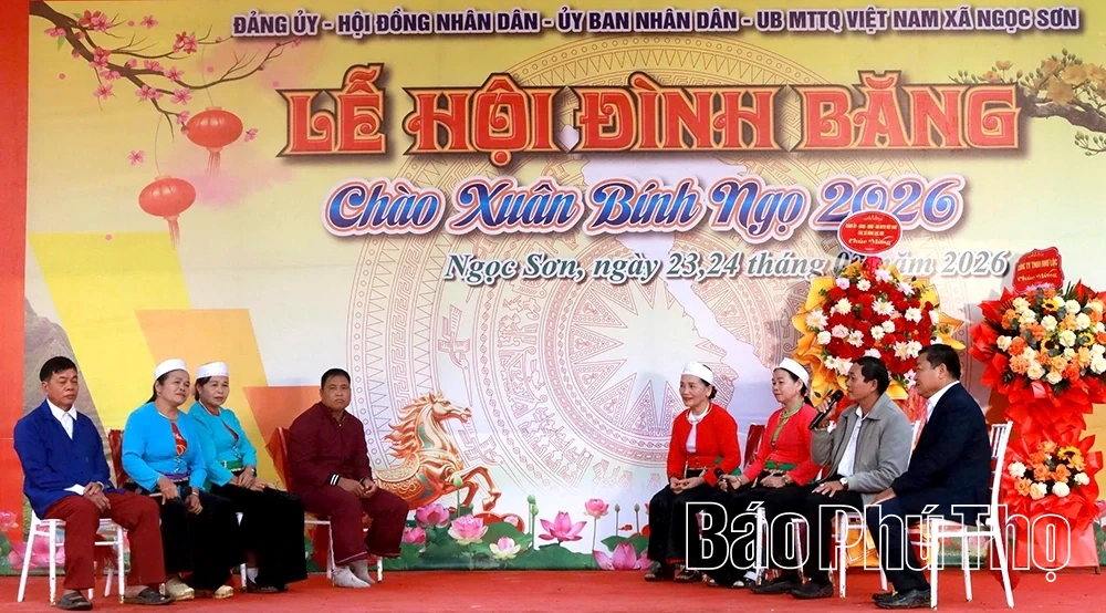 De unieke kenmerken van het Dinh Bang-festival.