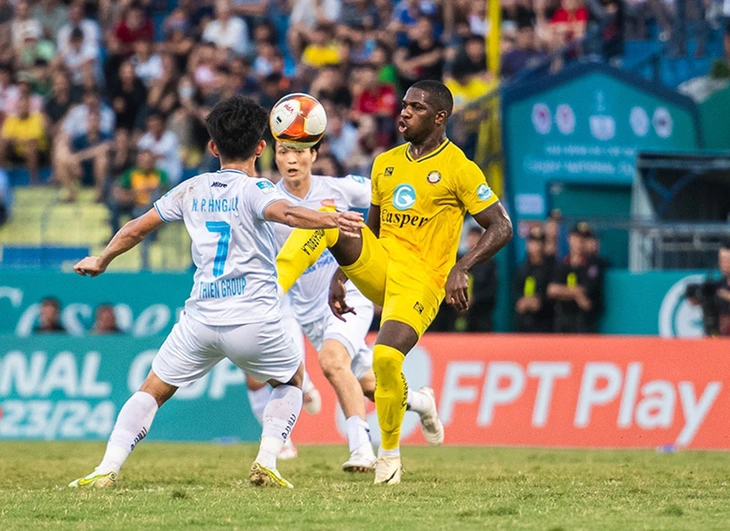 Ngoại binh rời CLB Thanh Hóa sang Kazakhstan thi đấu - Ảnh 3.