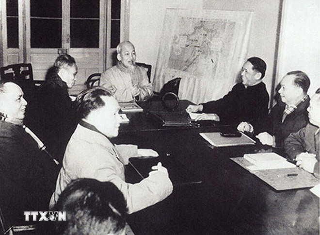 https://vstatic.vietnam.vn/vietnam/resource/IMAGE/2026/03/01/1772328254347_ttxvn-thu-tuong-ham-van-dong-nha-lanh-dao-binh-di-tai-nang-mot-doi-tan-tuy-vi-dan-vi-nuoc3.jpeg